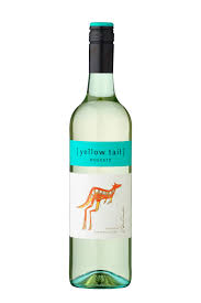 Yellow Tail Moscato 750ml
