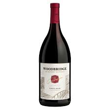 Woodbridge Pinot Noir 750ml