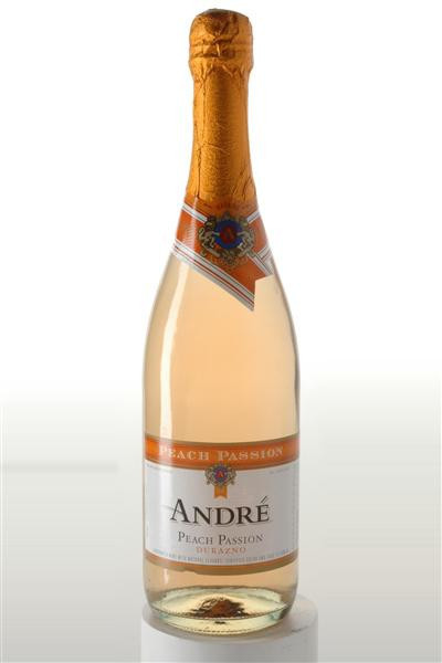 André Peach Moscato California Champagne 750ml
