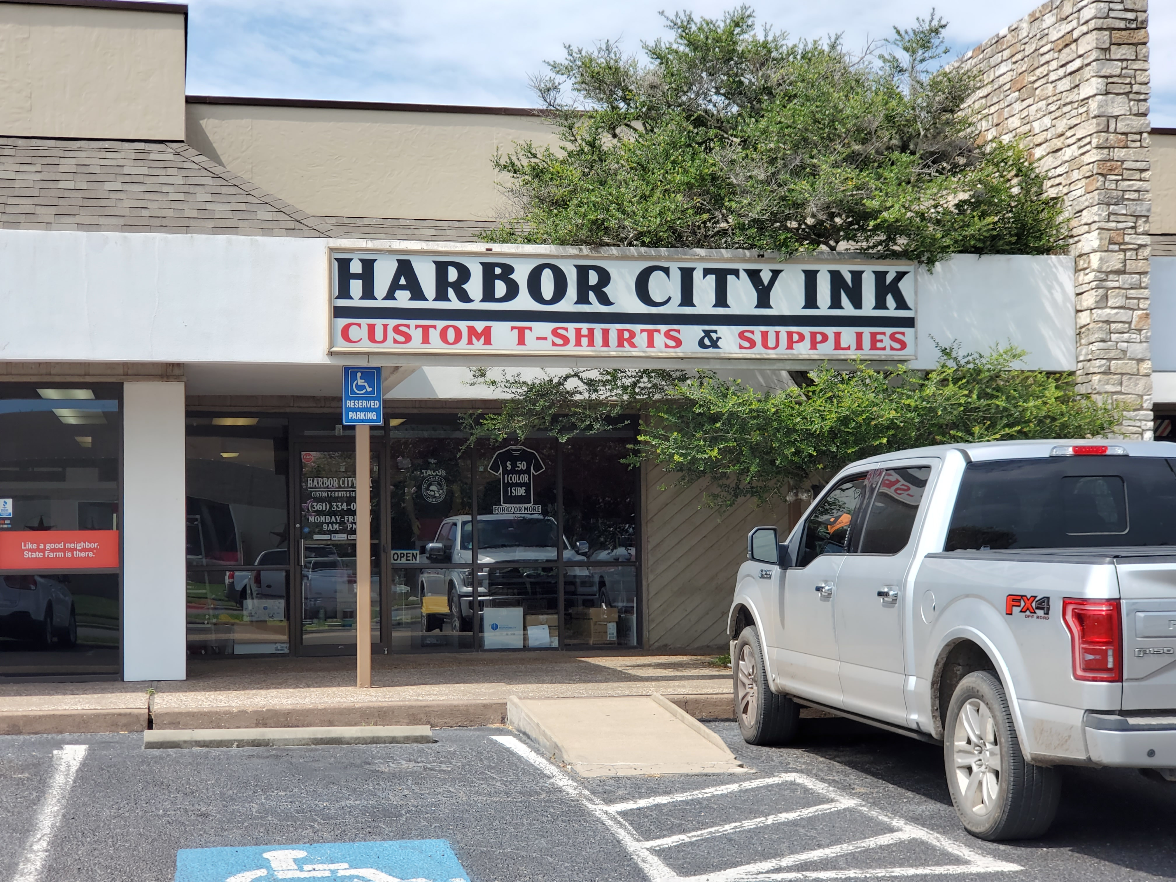 Harbor City Ink: Custom T-shirts & Printing