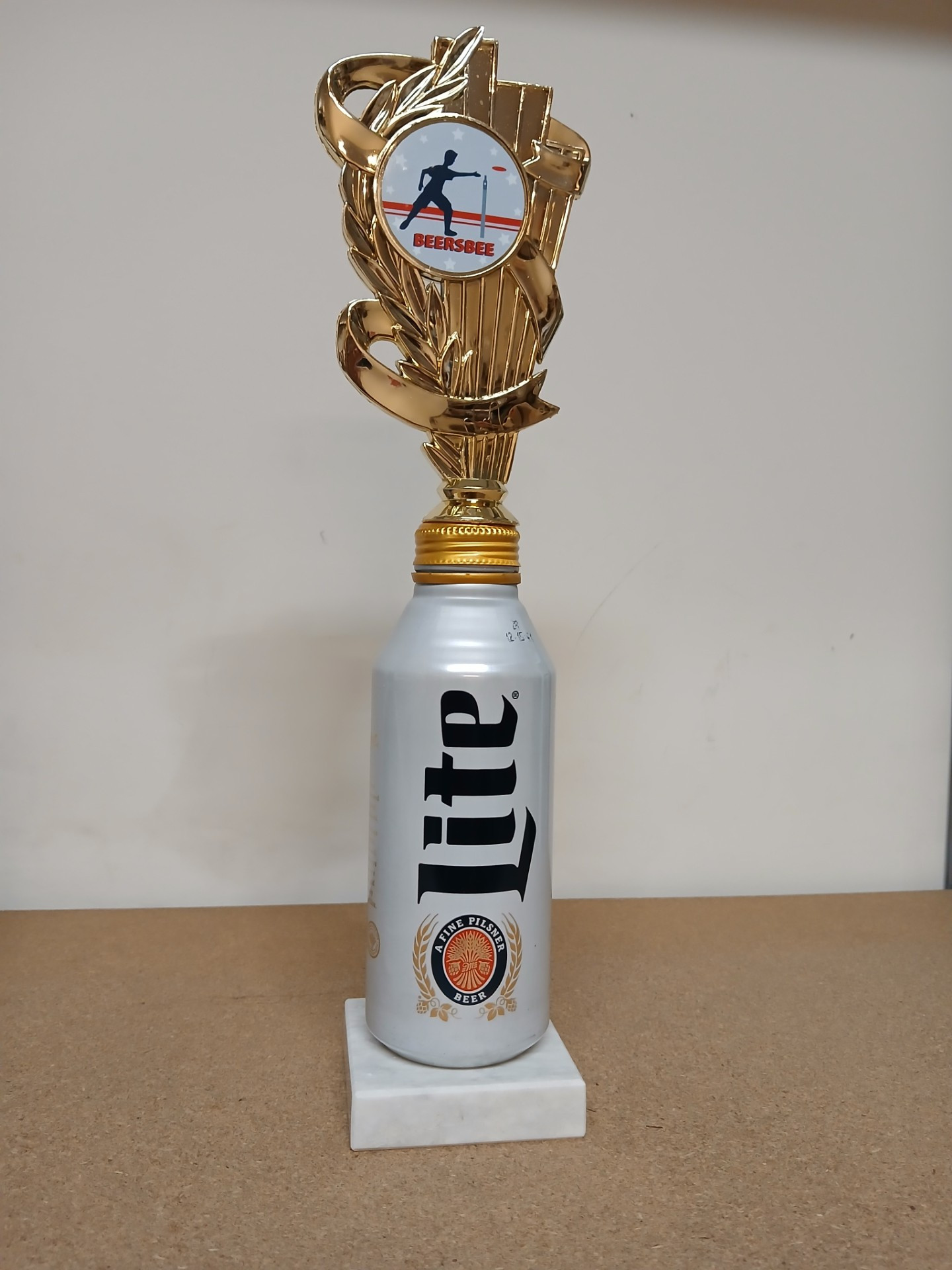Beer Can Stand - Beersbee Award