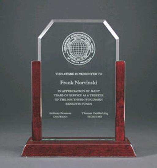 Gateway Glass Clip Corner in Rosewood Base