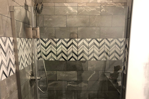 Skyview Drive bathroom