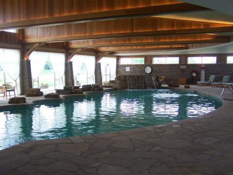resort pool in Verona, NY