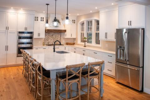 wide view of beautiful kitchen with eat in island