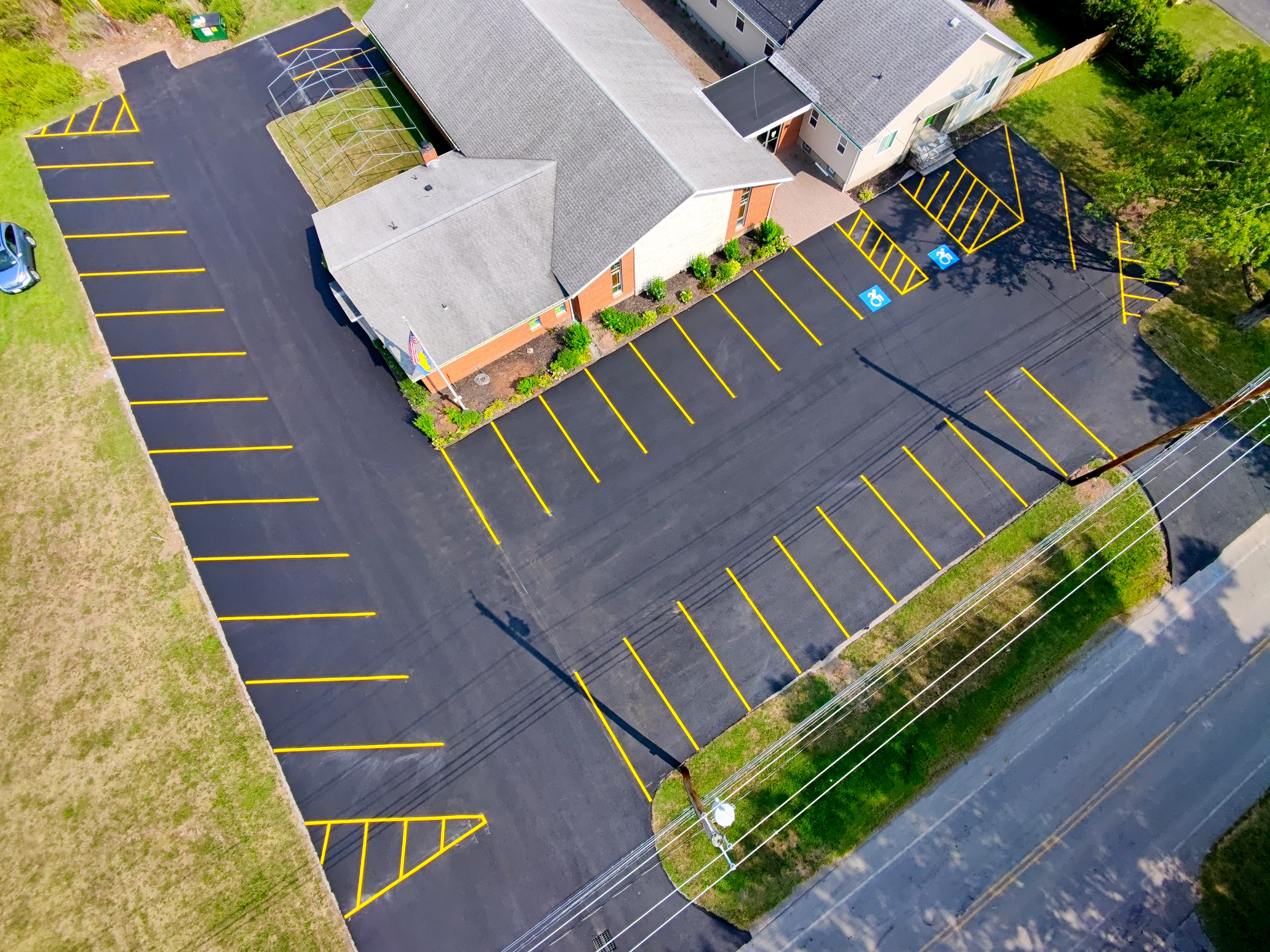 Parking lot sealcoating Fairport NY