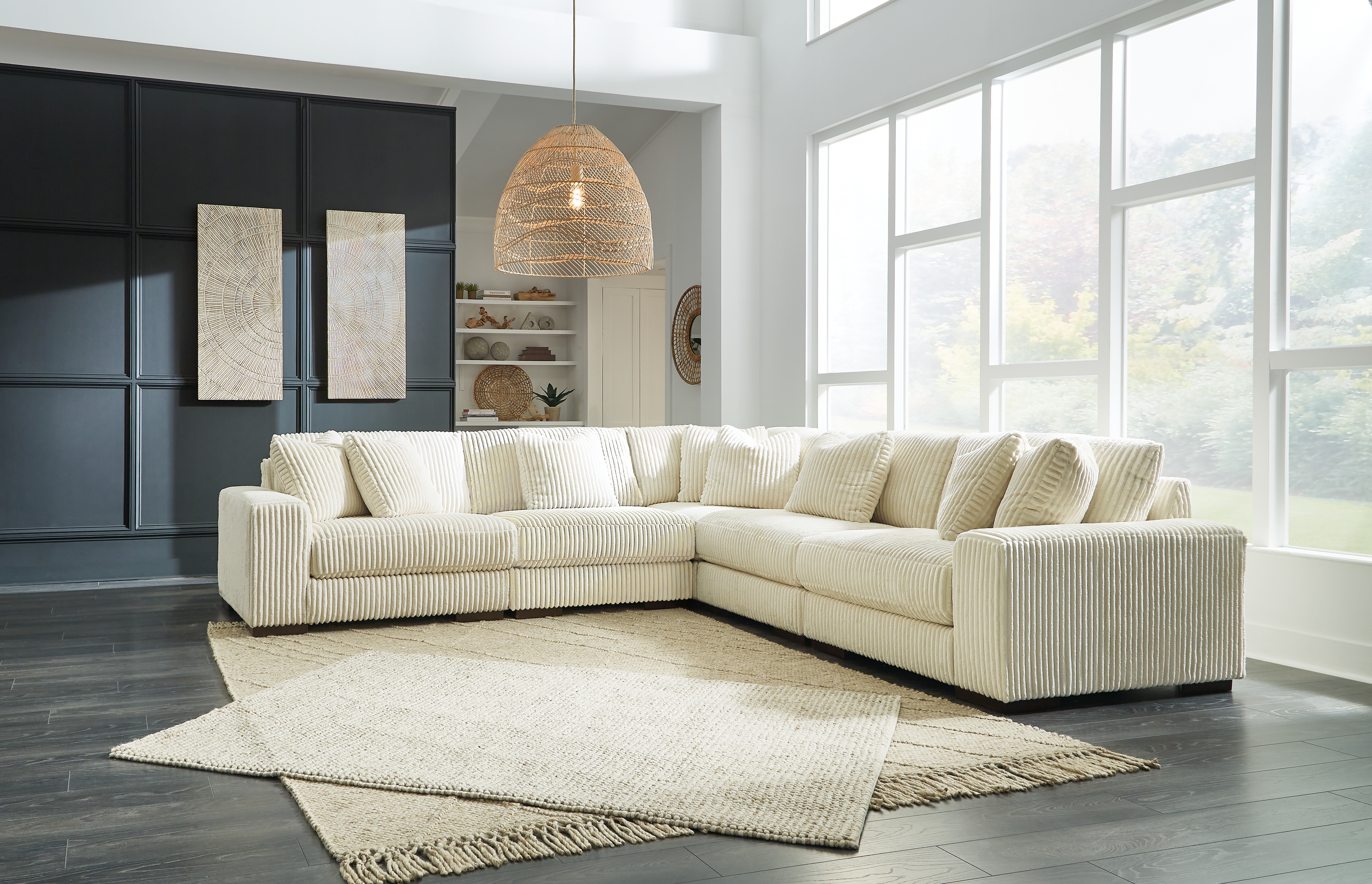 Lindyn - Corner Chairs 5 Pc Sectional - Ivory