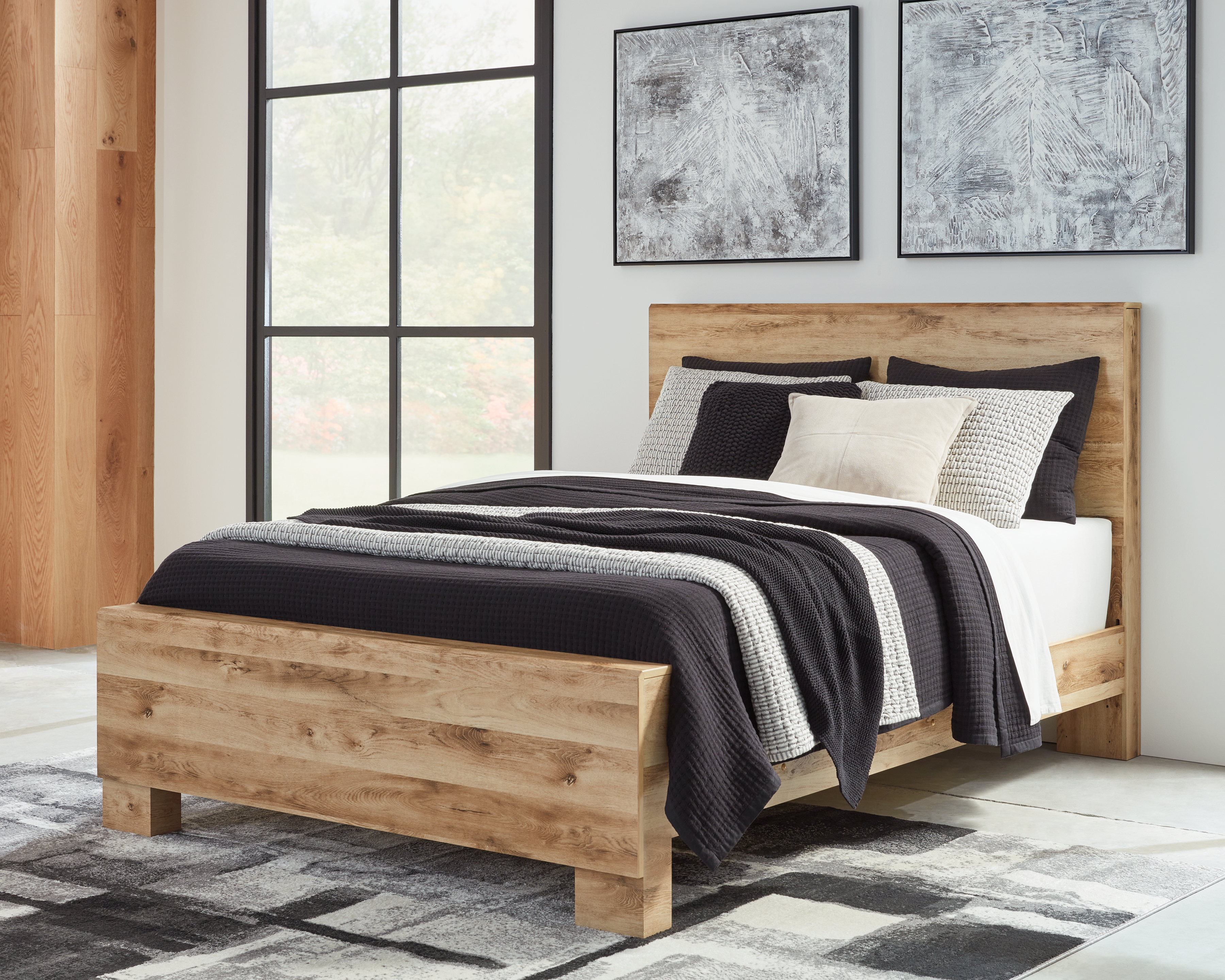 Hyanna - Queen Panel Bed - Tan