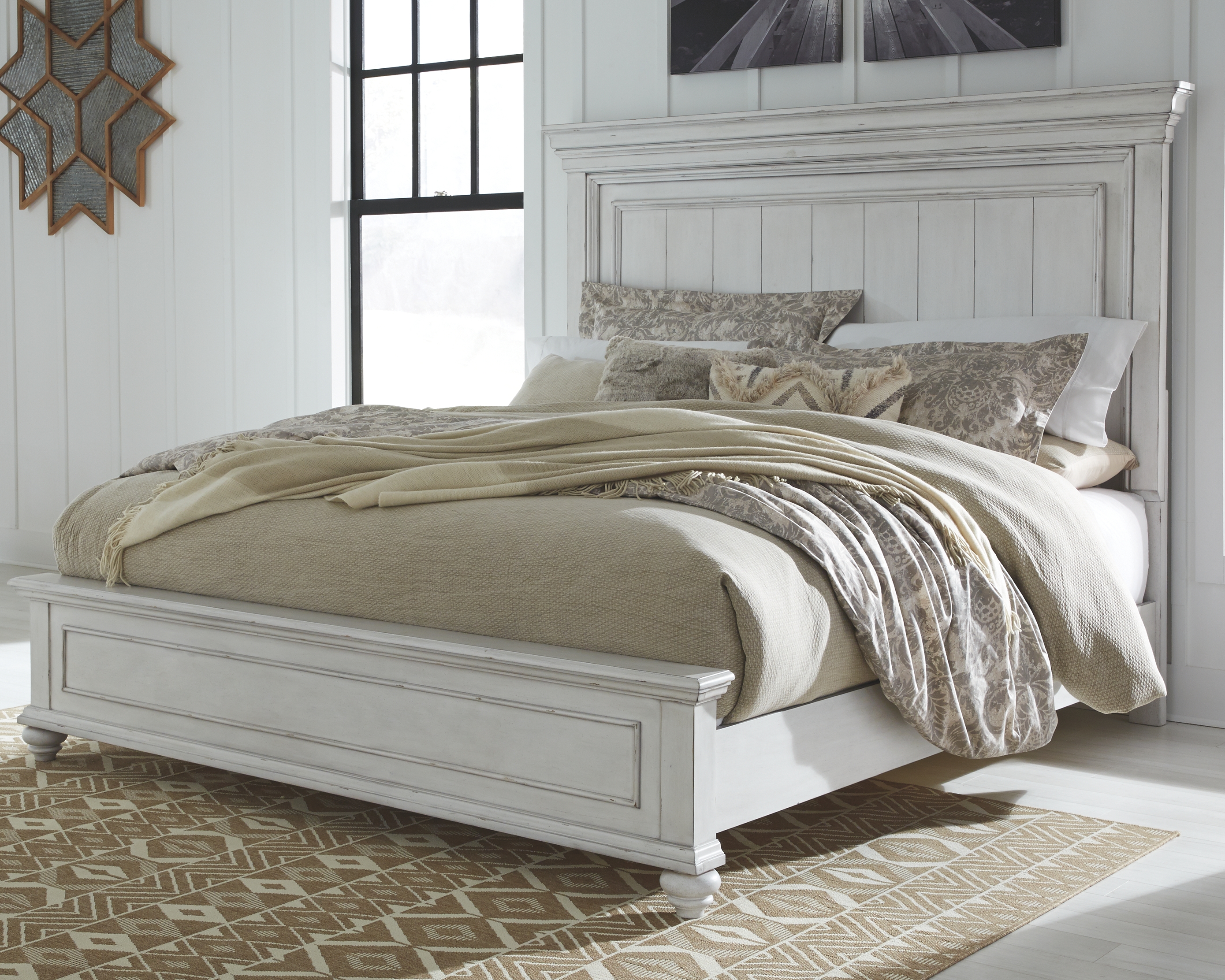 Kanwyn - King Panel Bed - Whitewash