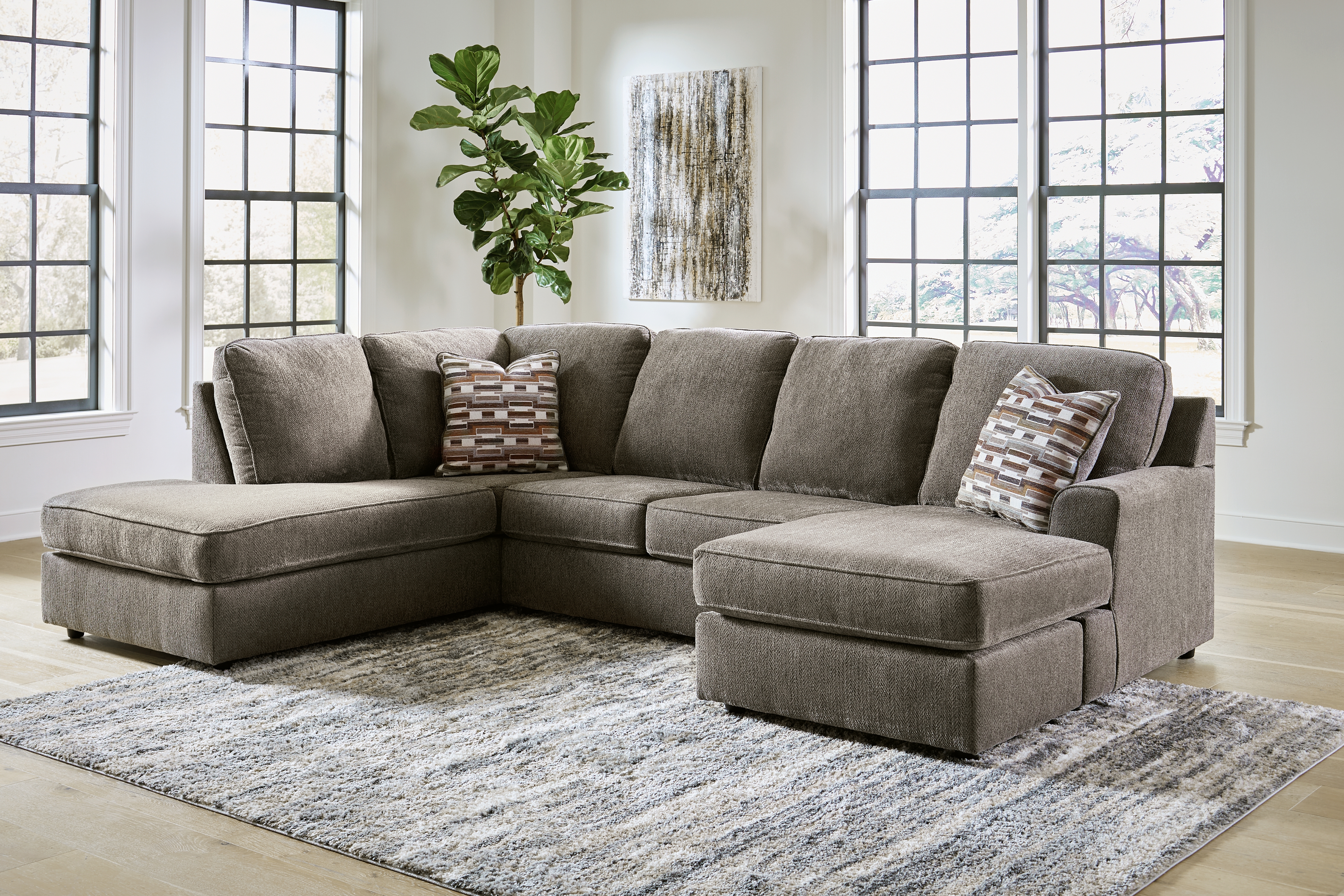 O'Phannon - Left Arm Facing Corner Chaise 2 Pc Sectional - Putty