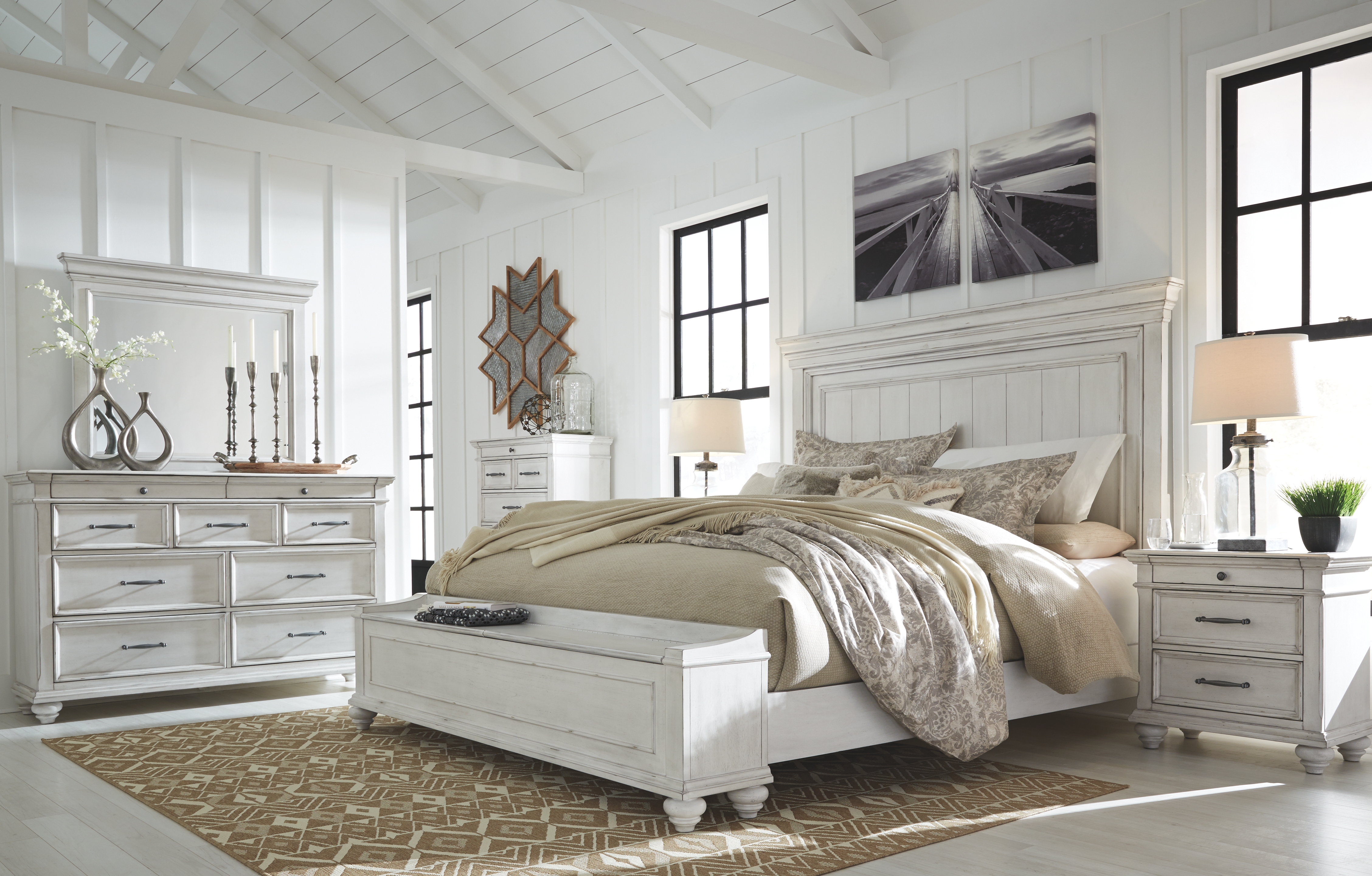Kanwyn - 7 Pc. - Dresser, Mirror, King Panel Bed with Storage Bench, 2 Nightstands - Whitewash
