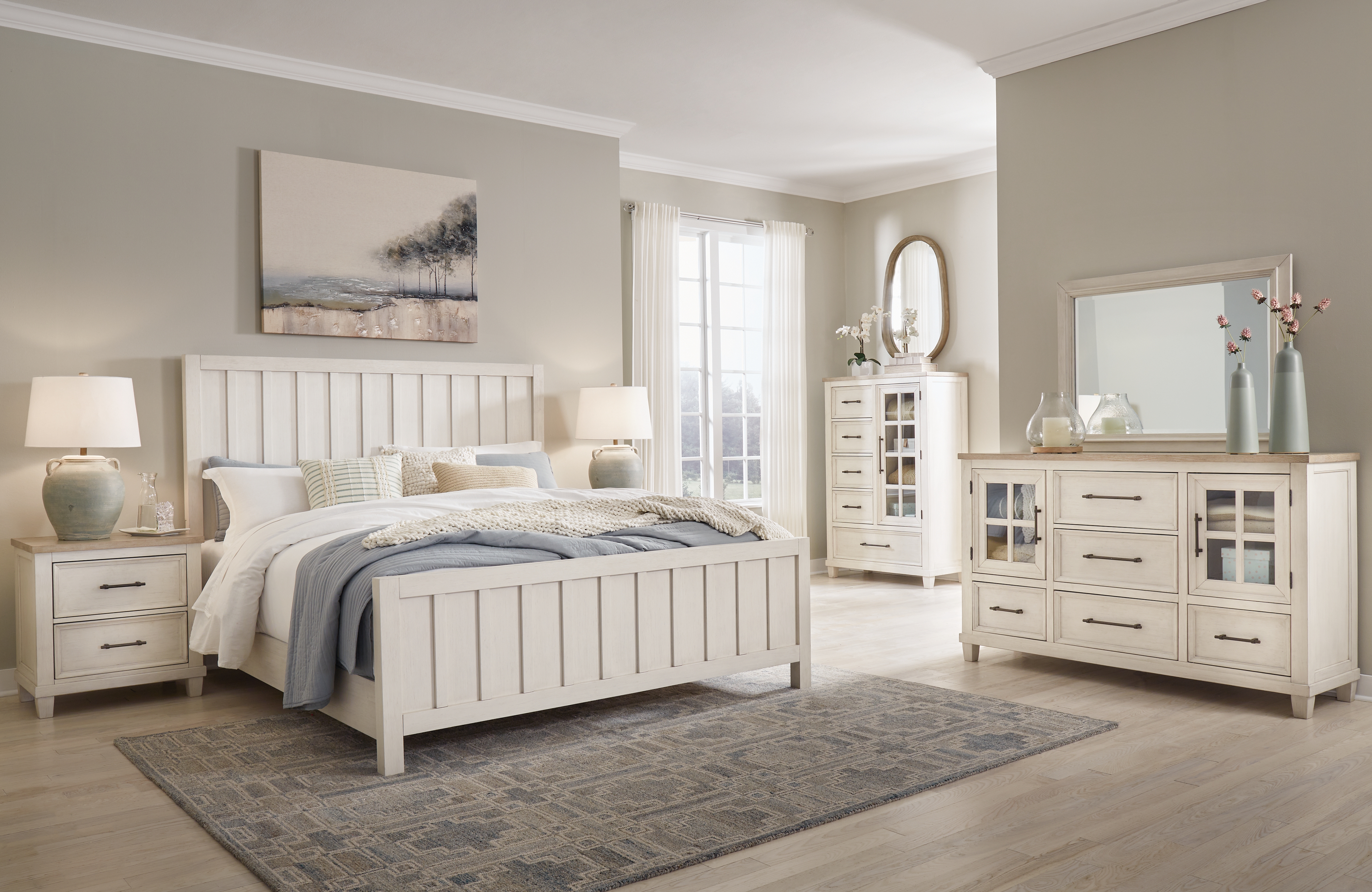 Shaybrock - 6 Pc. - Dresser, Mirror, California King Panel Bed, 2 Nightstands - Antique White