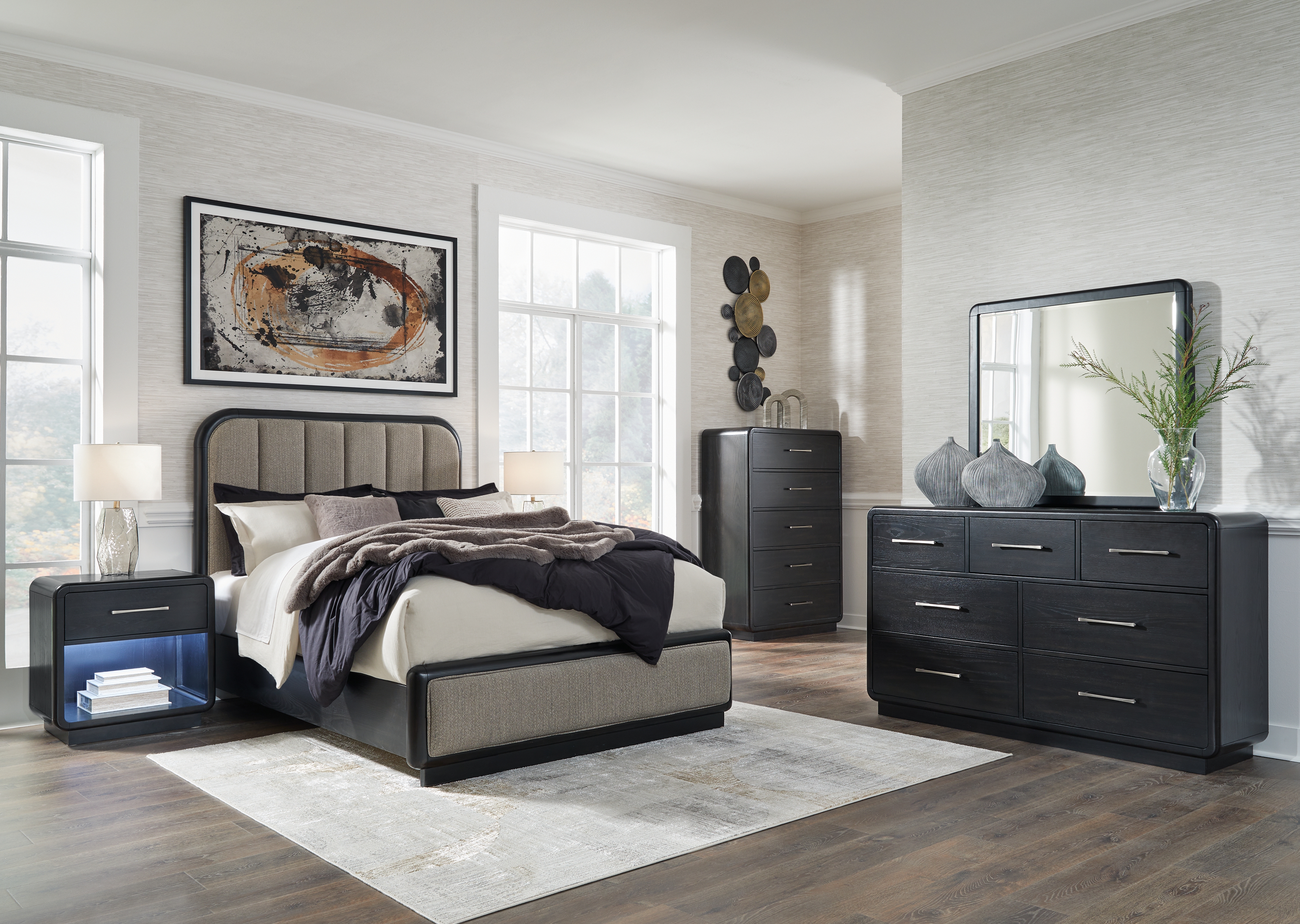 Rowanbeck - 6 Pc. - Dresser, Mirror, Queen Upholstered Panel Bed, 2 Nightstands - Gray / Black