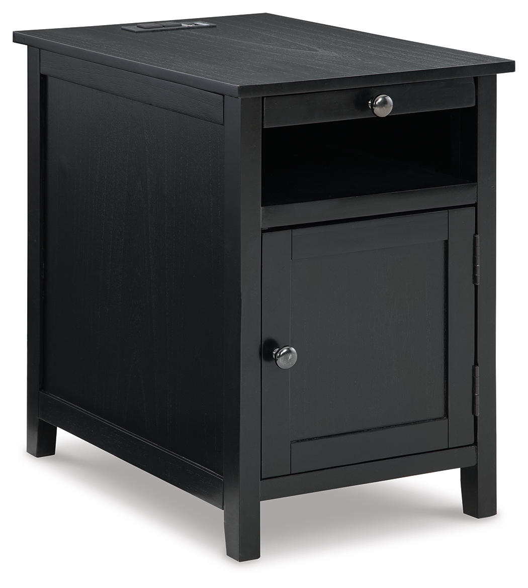 Treytown - Chair Side End Table - Black