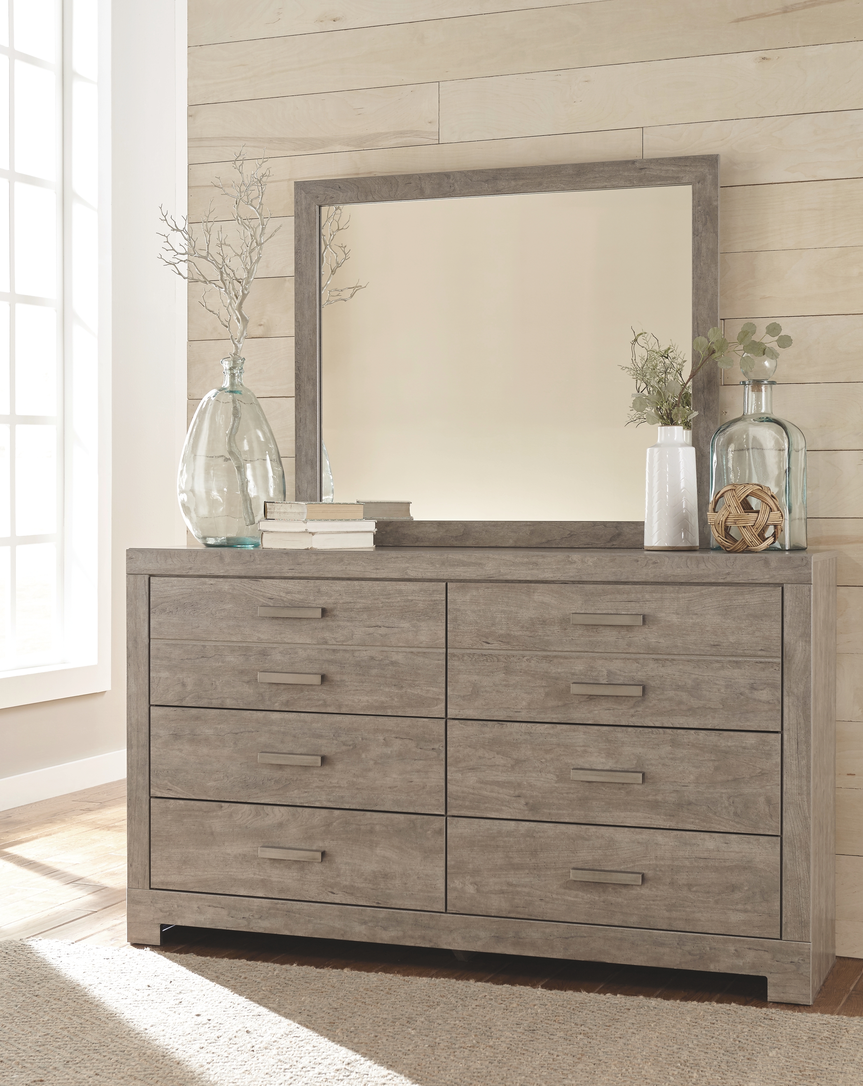 Culverbach - Dresser, Mirror - Gray