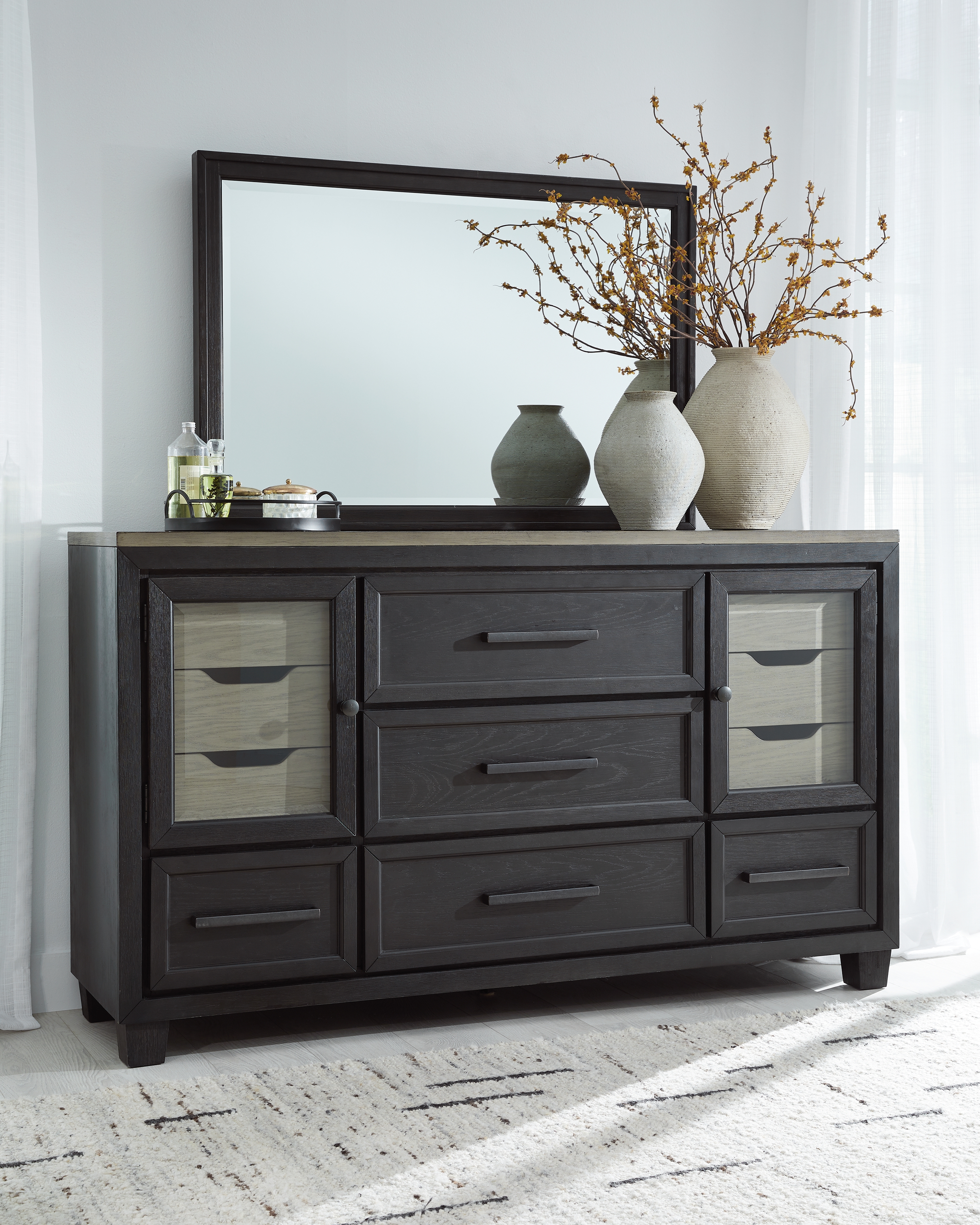 Foyland - Dresser, Mirror - Black / Brown