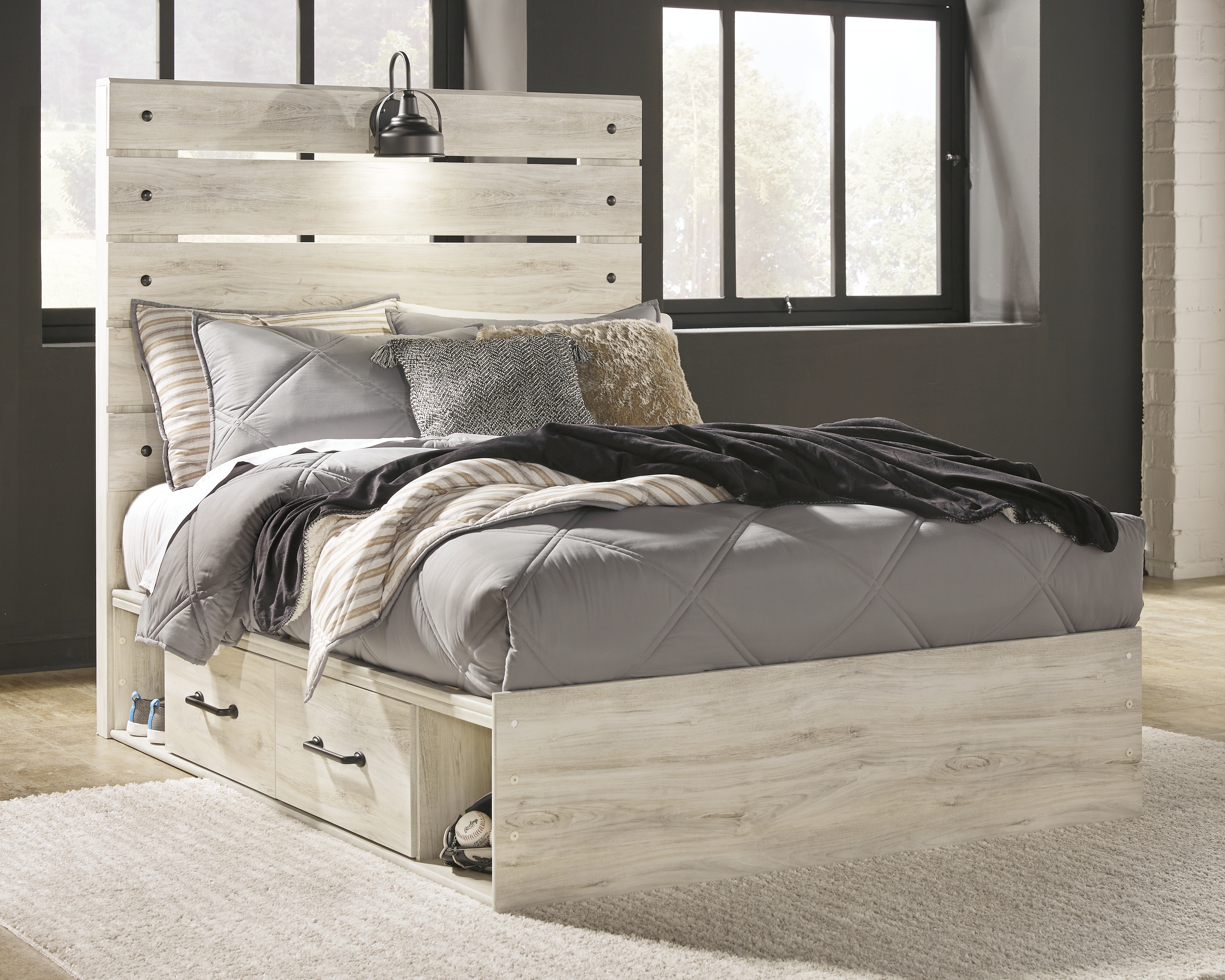 Cambeck - Full Panel Bed with 4 Storage Drawers - Whitewash