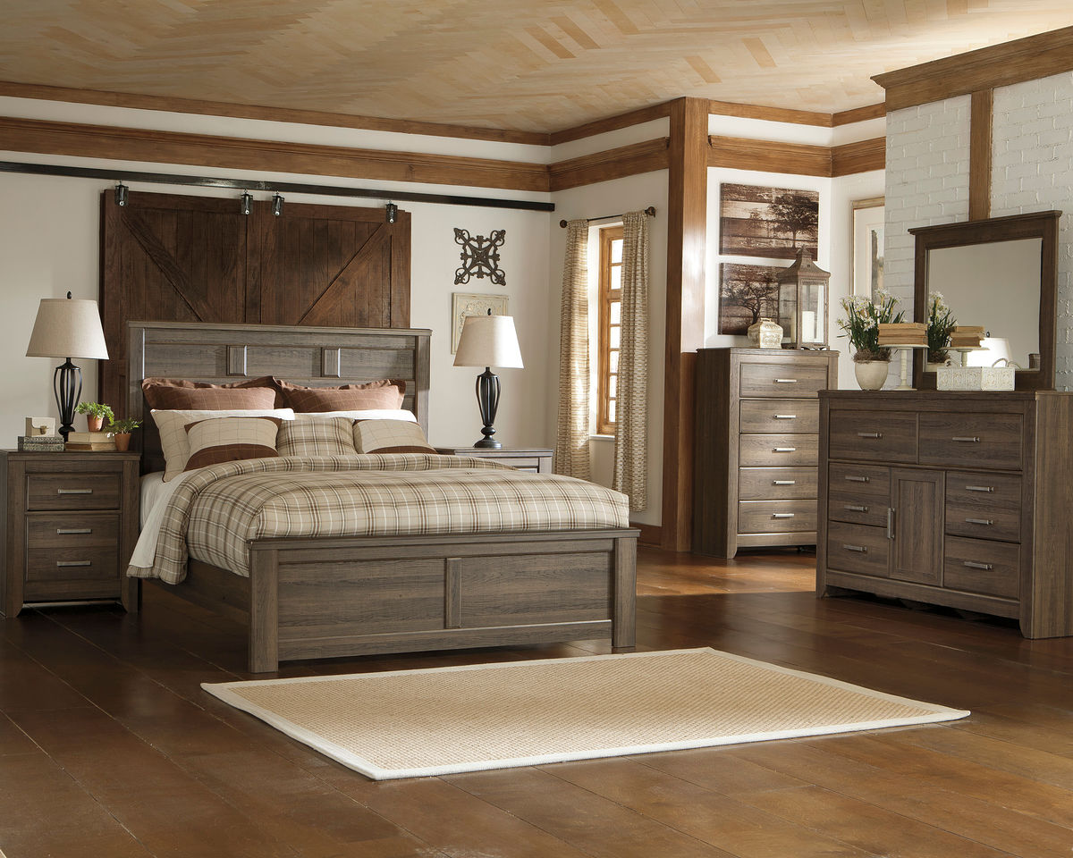 Juararo - 5 Pc. - Dresser, Mirror, Queen Panel Bed - Dark Brown