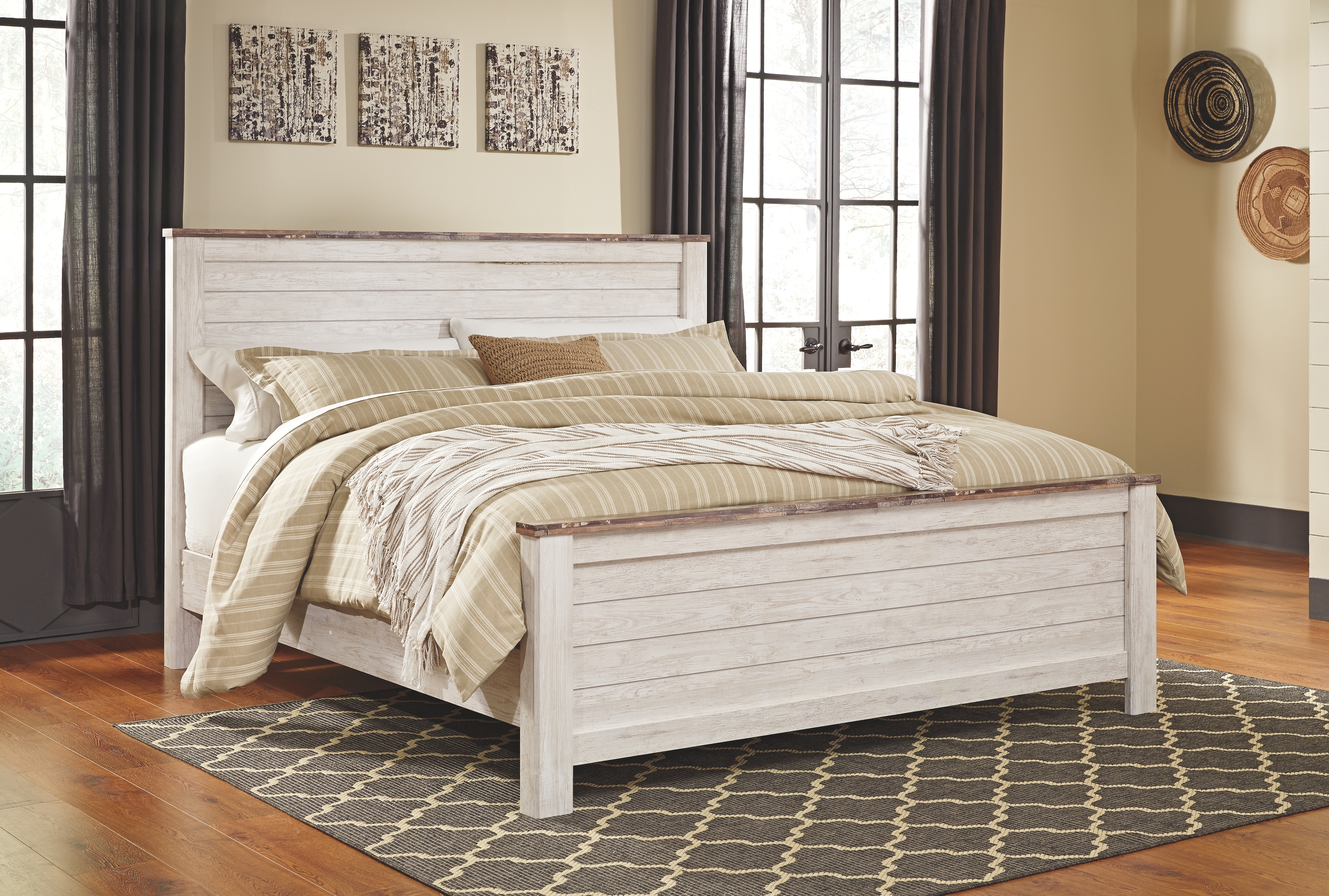 Willowton - King Panel Bed - Whitewash