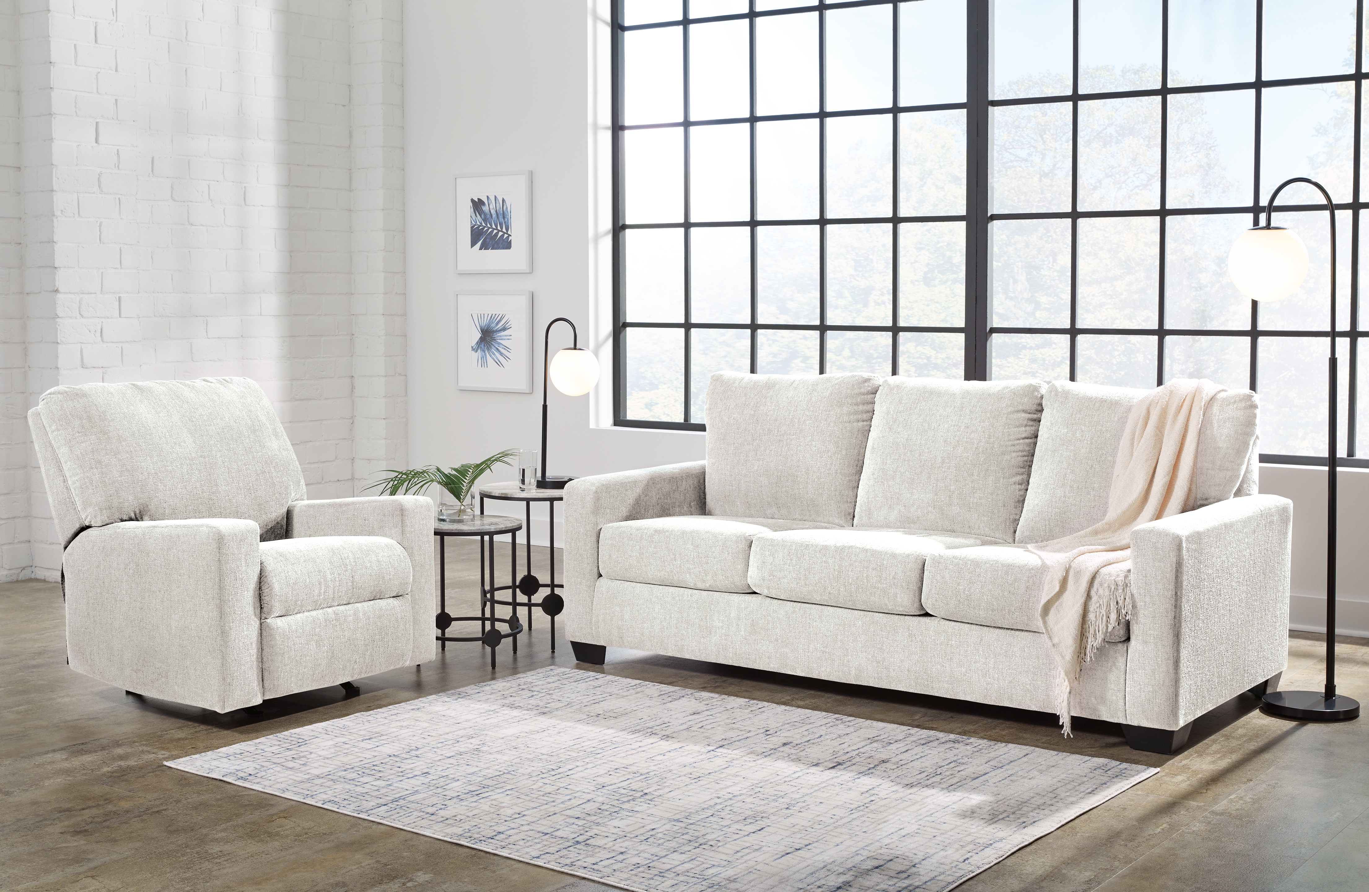 Rannis - 2 Pc. - Queen Sofa Sleeper, Rocker Recliner - Snow