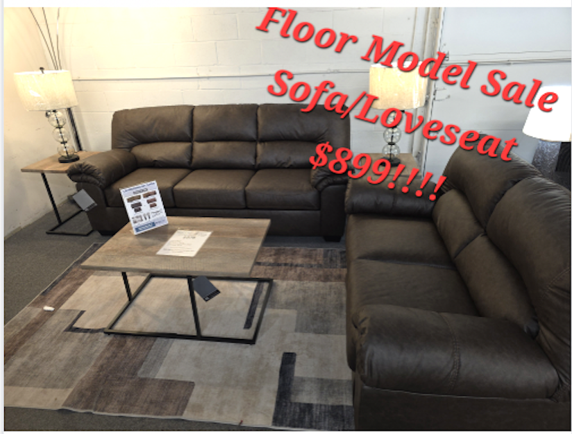 Floor Model Willowbend Sofa/Loveseat Set