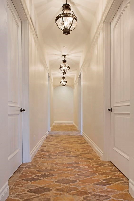 Arabesque Shaped Hallway Tile