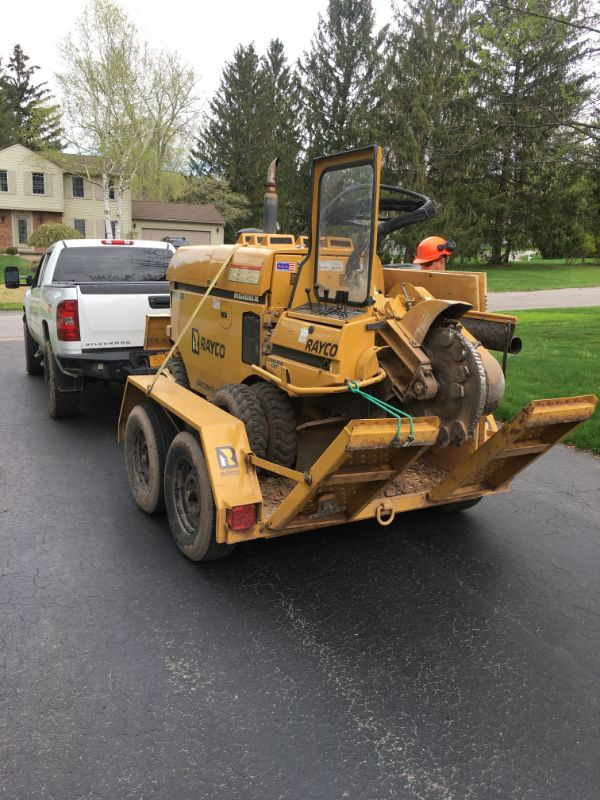 oakes tree service equipment