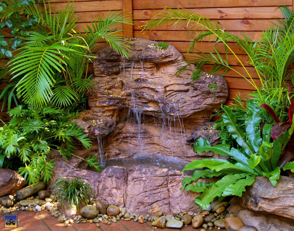Large Corner Waterfall-001