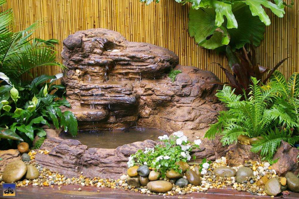 Self-Contained - Wall Waterfall Pond (self-contained unit) WWP-002