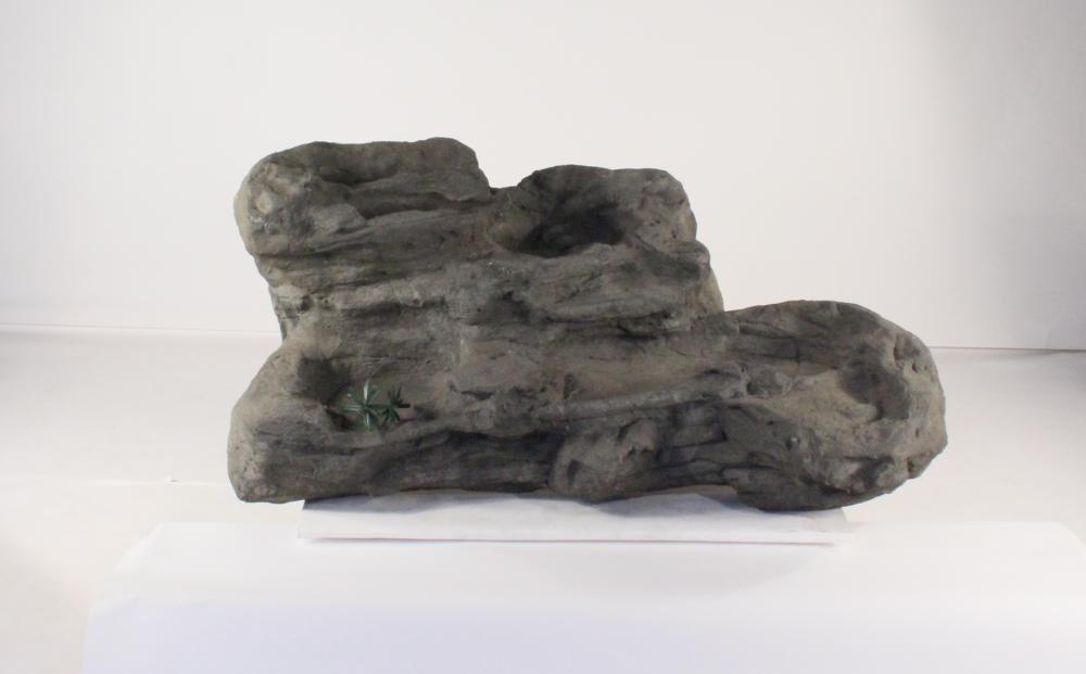 Universal Rocks Edge Waterfall - Thumbnail 5