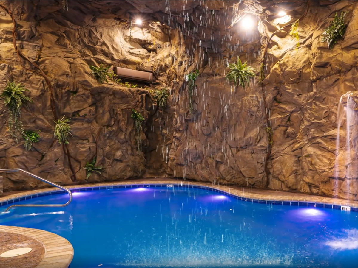 Basalt Rock Wall Panel (large) 14' x 9'