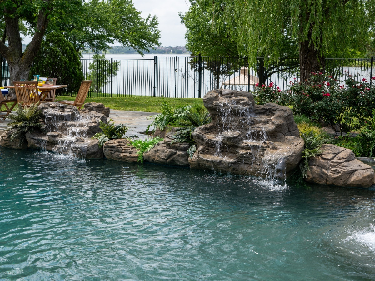 Universal Rocks Serenity Waterfall