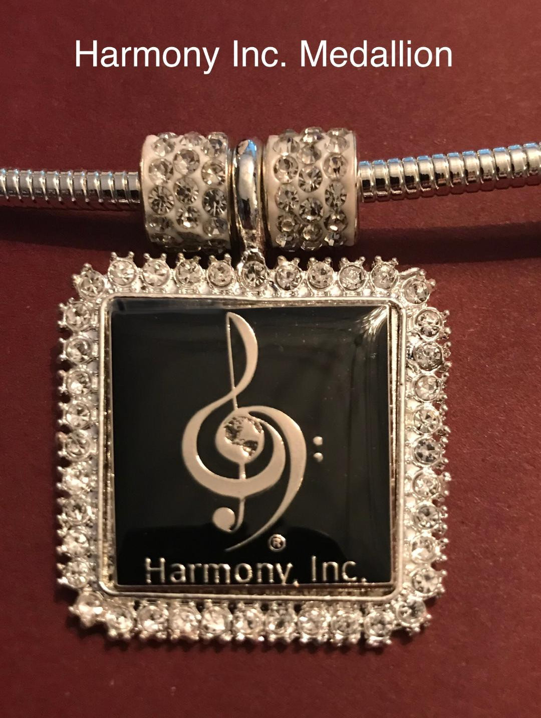 Harmony Inc Medallion Set
