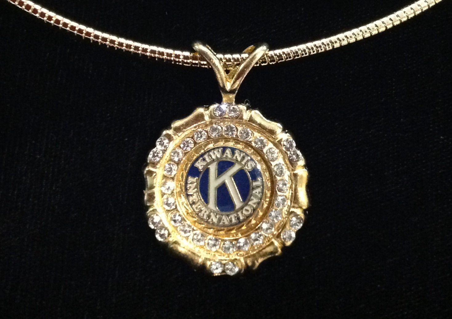 Kiwanis International Round Crystal Medallion