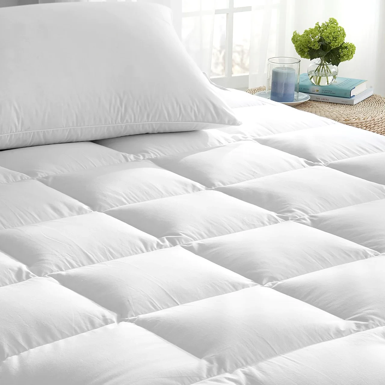 Down Alternative Luxury Mattress Pad by Downright