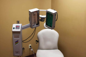 NeoLTS Light Therapy System treatment