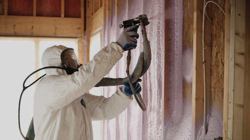 spraying residential insulation